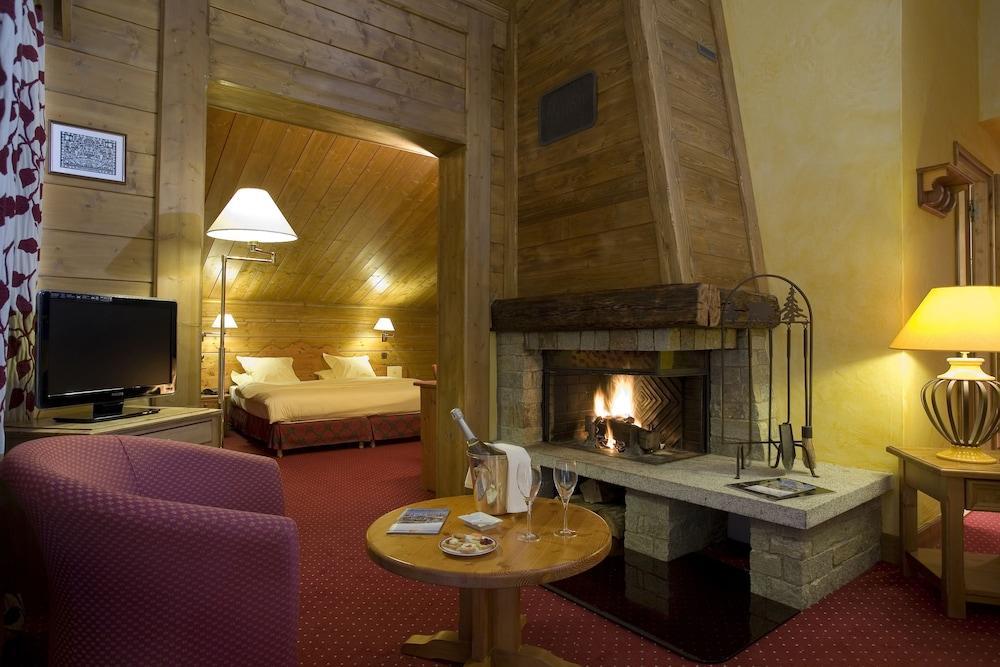 Hotel Mont Vallon Мерибель Экстерьер фото